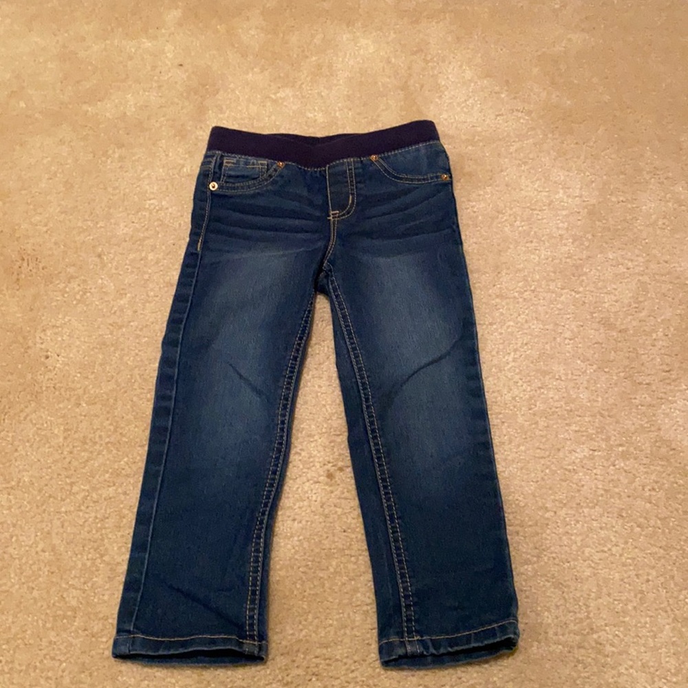 NWOT. 3T Cat & Jack jeans with stretch waist